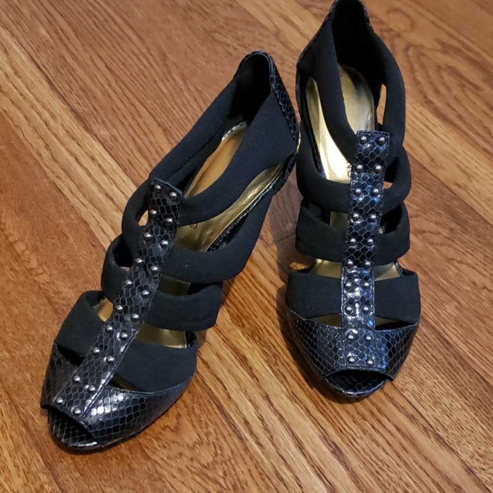 Black heels